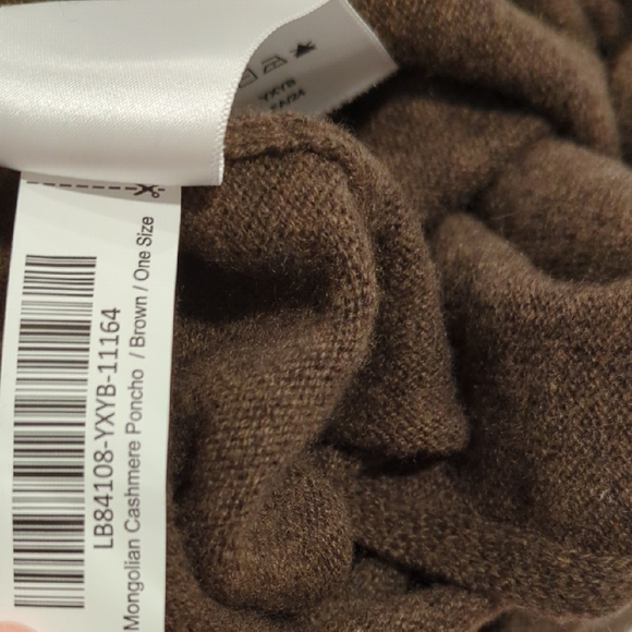 Quince Chocolate Brown Women's Mongolian Cashmere Poncho - Picture 6 of 7